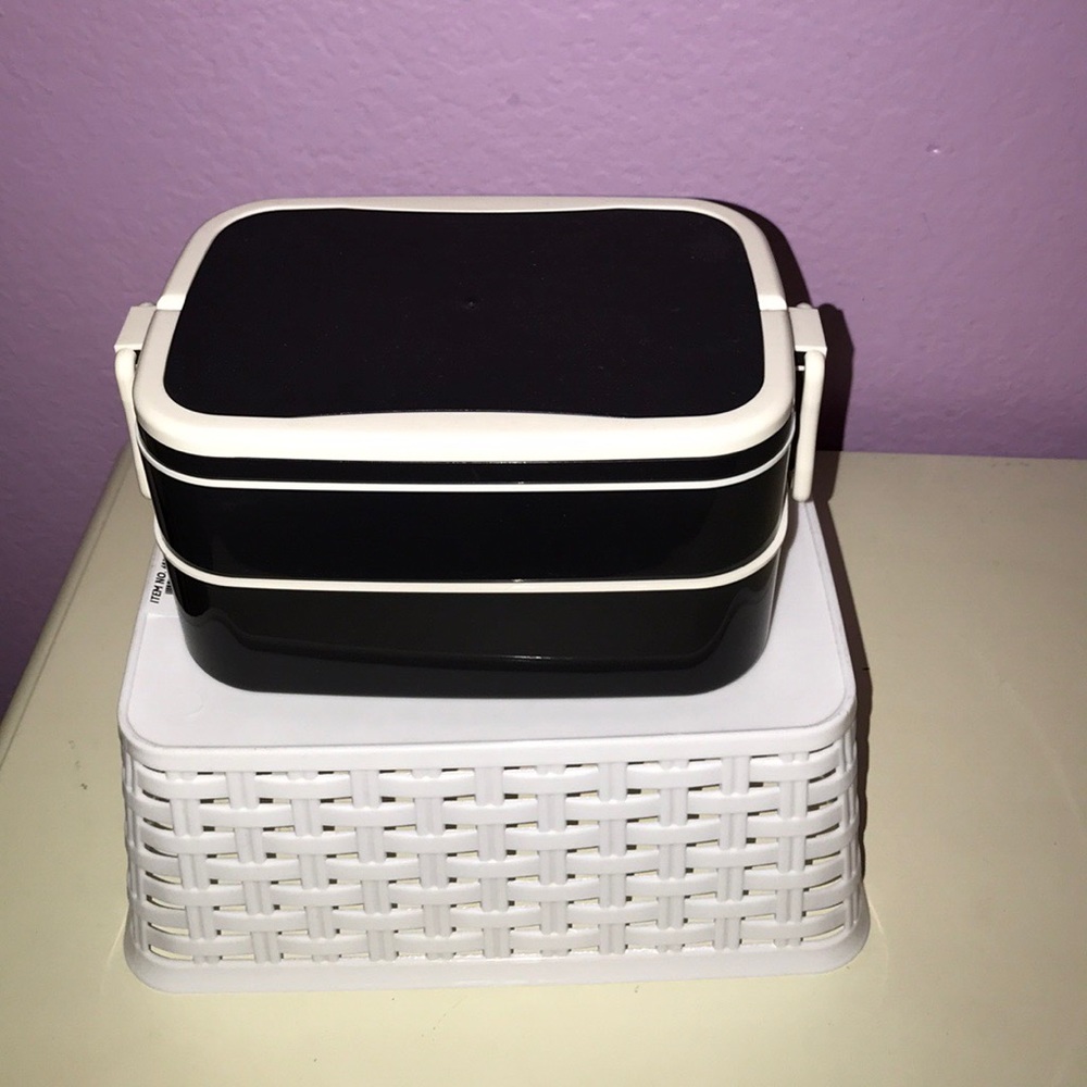Lunch box